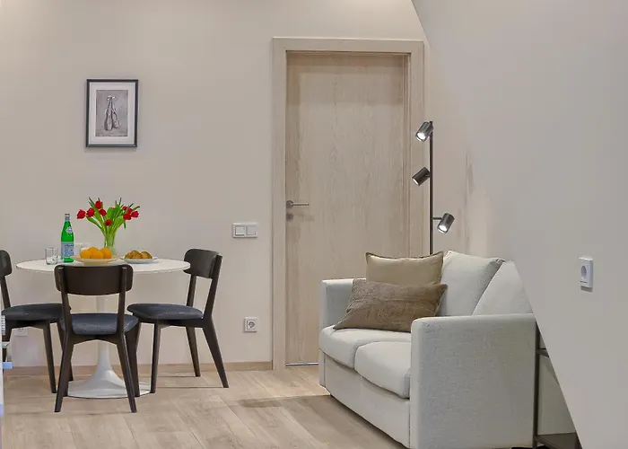 Business-class 1 X Free Parking X Self Check In 24x7 Apartman