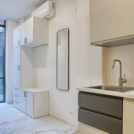 Business-class 1 X Free Parking X Self Check In 24x7