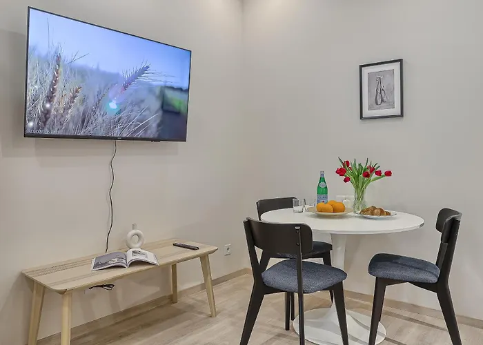 Business-class 1 X Free Parking X Self Check In 24x7